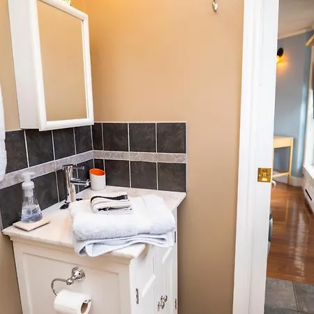 Downtown Whitehorse Apartment In Old Town Exterior photo